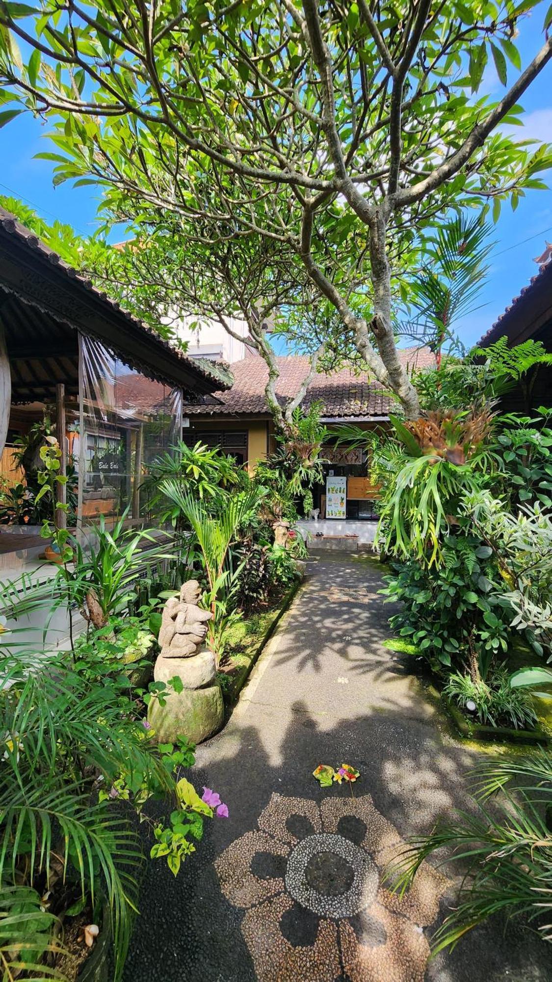 Bale Bali House Apartment Ubud  Bagian luar foto